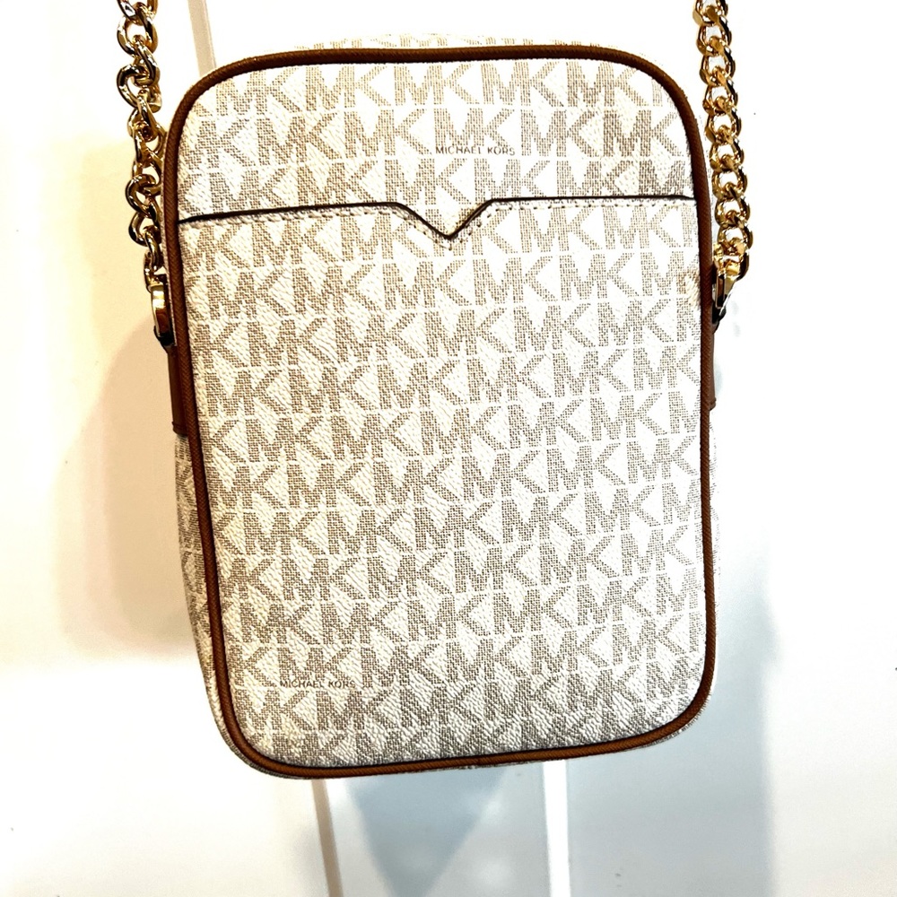 NWOT Michael Kors Jet Set Travel Med. Logo Crossbody Bag White Rose/Rose Gold